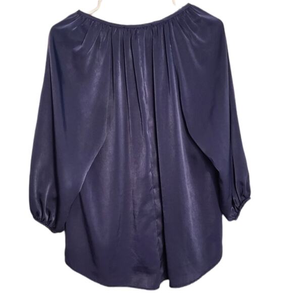 Blue silky/satiny top size medium Miami - Picture 6 of 10